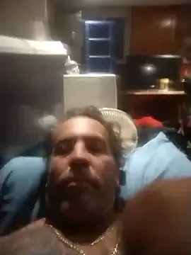 trucker1979 online show from October 1, 10:21 am