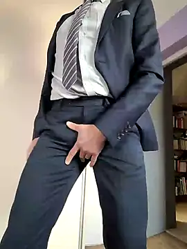 Snapshot of Justforoneday chatting on December 3, 12:16 pm Justforoneday online show from December 3, 12:16 pm