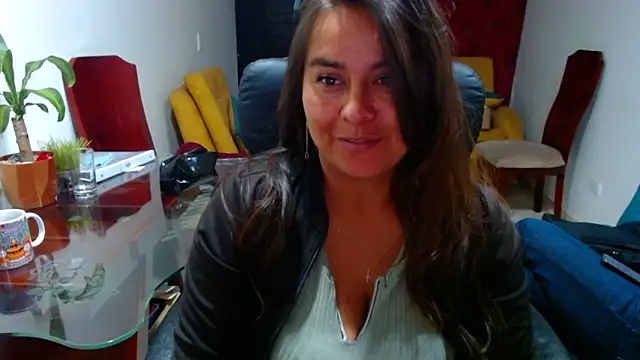 Ixchel Anaid online show from February 20, 2:51 am