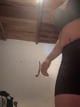 Ixchel Anaid online show from November 15, 11:40 am