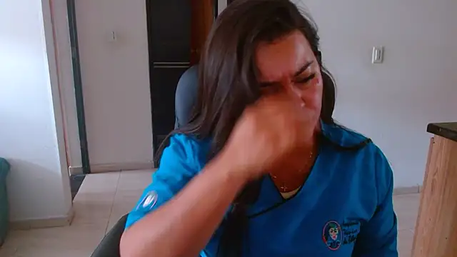 Ixchel Anaid online show from April 7, 6:41 pm