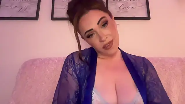 EmilyBlue online show from February 14, 9:11 pm