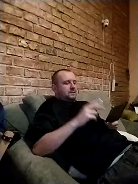 Snapshot of MrWhitePL chatting on October 29, 10:00 pm MrWhitePL online show from October 29, 10:00 pm