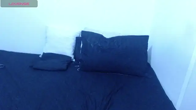 Dulce-Bella online show from March 13, 2:45 pm