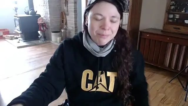 MarcyJones online show from February 4, 3:15 pm