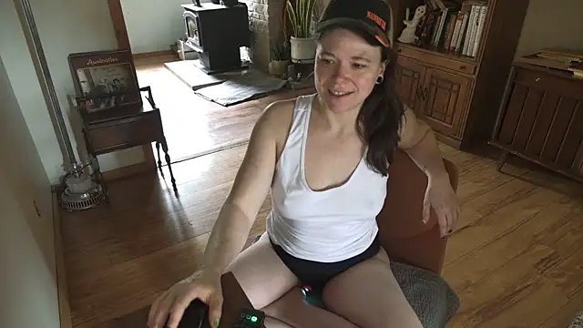 MarcyJones online show from March 31, 2:39 pm