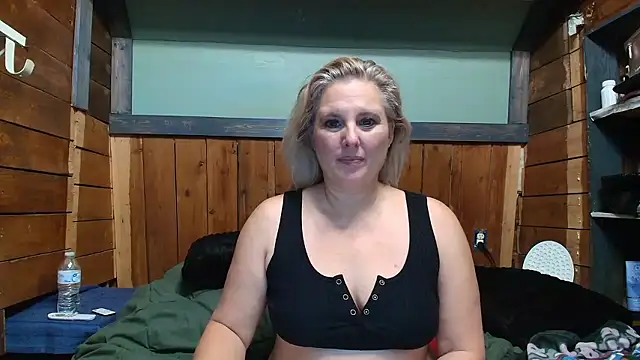 lisaxlovexxx online show from January 11, 5:12 am