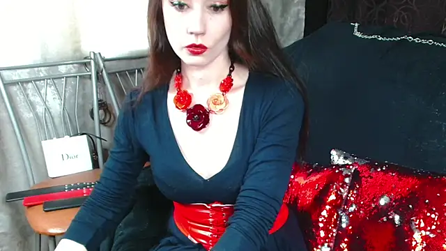 VictoryVega online show from April 19, 4:06 pm