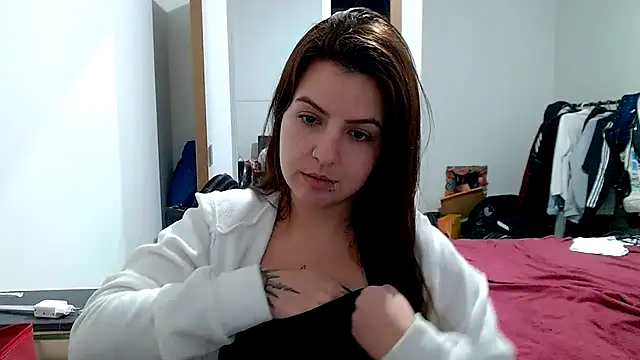 Snapshot of chelbyy chatting on September 20, 2:12 am chelbyy online show from September 20, 2:12 am