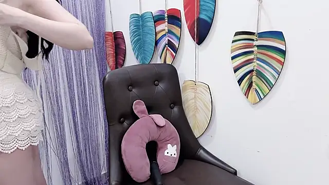Aminababiew online show from May 22, 11:54 pm