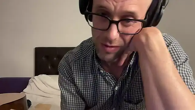 Snapshot of CamCrestXXX chatting on January 20, 1:53 pm CamCrestXXX online show from January 20, 1:53 pm
