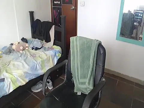 alisterxxx online show from April 14, 3:40 pm