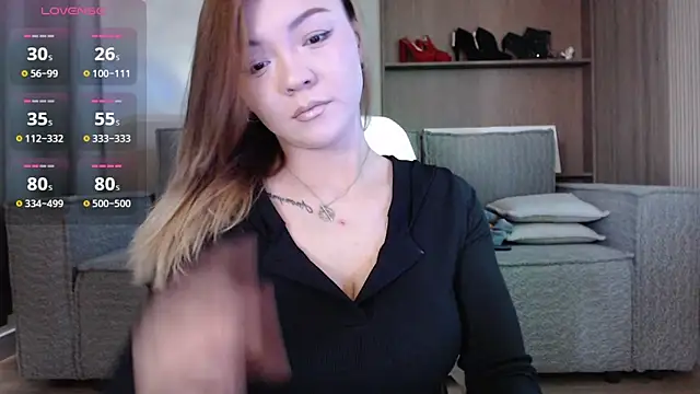 Nyx Lina online show from May 13, 4:10 am