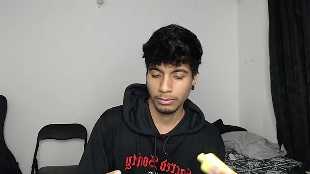 stevenosori online show from October 28, 2:26 am