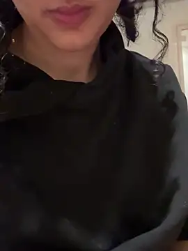 miaoberoi online show from December 19, 6:23 pm