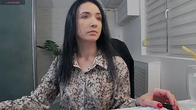 GlamKate online show from March 7, 5:08 am