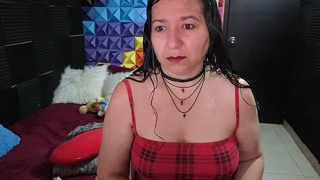 katifoxx online show from February 10, 5:50 pm