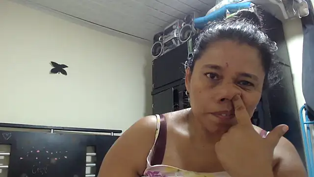 adrixxx38 online show from May 16, 12:40 am
