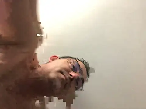 Snapshot of Lentbulant chatting on March 16, 3:39 pm Lentbulant online show from March 16, 3:39 pm