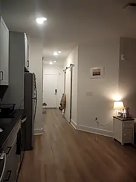 Snapshot of HollyTattoo chatting on December 13, 12:28 pm HollyTattoo online show from December 13, 12:28 pm