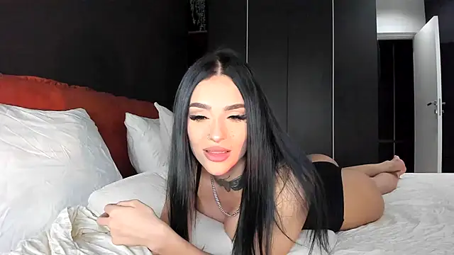 Snapshot of AshleyCums chatting on December 14, 5:14 pm AshleyCums online show from December 14, 5:14 pm