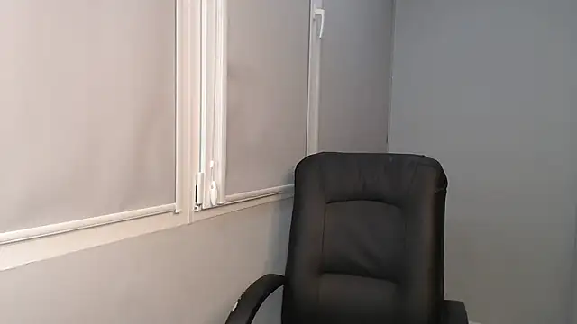 Lady Joli online show from December 8, 10:25 pm