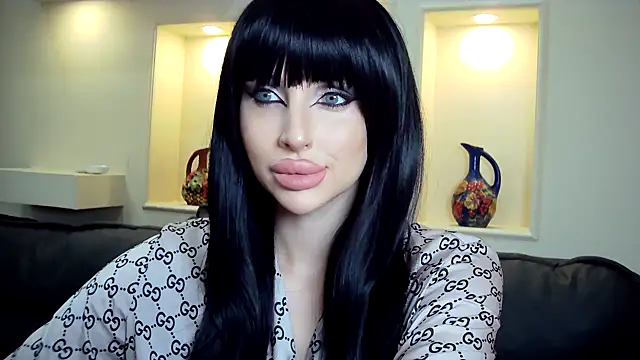 Lady Joli online show from November 16, 1:49 pm