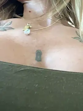 Etwas neugierig online show from March 5, 3:07 pm