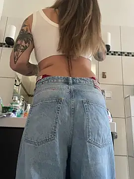 Etwas neugierig online show from April 7, 8:48 am