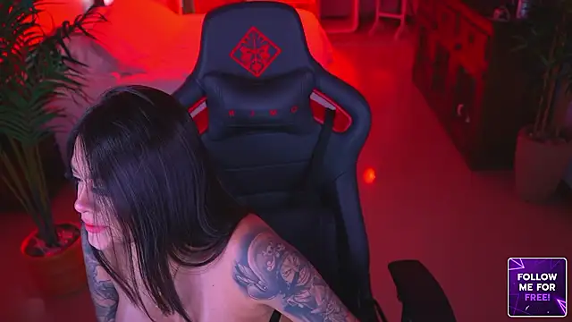 Snapshot of ambarEvans chatting on February 2, 1:04 am ambarEvans online show from February 2, 1:04 am