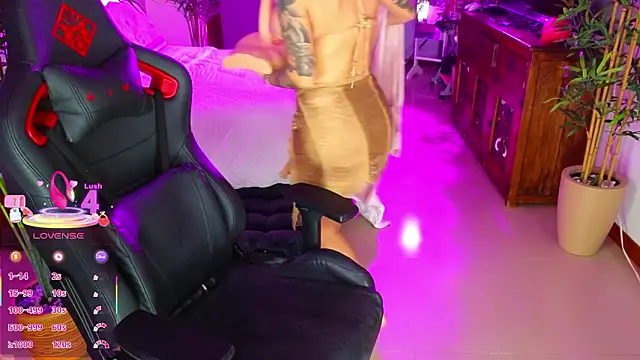 Snapshot of ambarEvans chatting on March 9, 1:20 am ambarEvans online show from March 9, 1:20 am