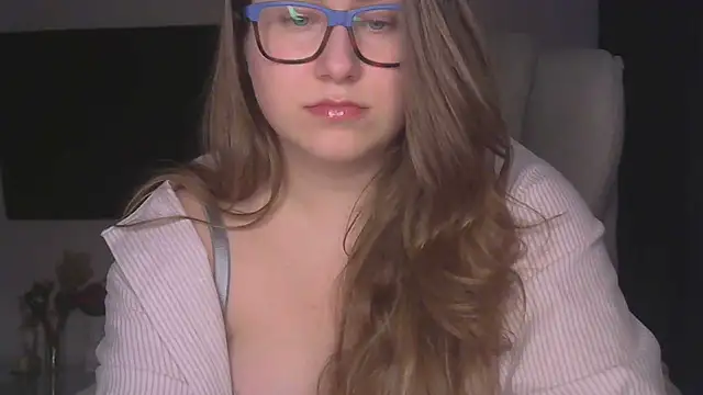 SeasonalSomeone online show from March 4, 12:05 am