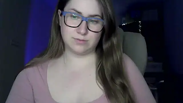 SeasonalSomeone online show from May 26, 8:49 pm