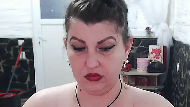 piticaforever online show from October 6, 1:30 pm