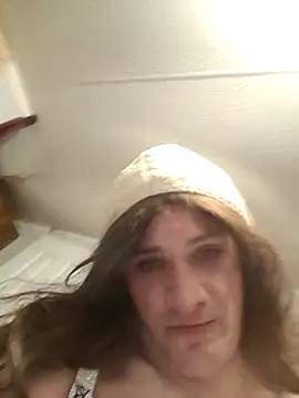 MaddyC6992 online show from February 1, 1:04 am