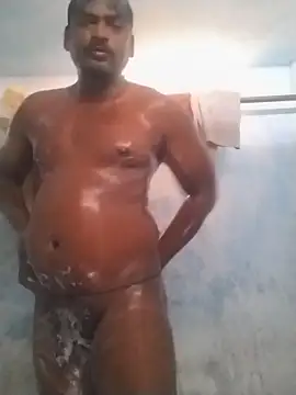 Snapshot of rohanhotguy chatting on April 24, 11:01 am rohanhotguy online show from April 24, 11:01 am