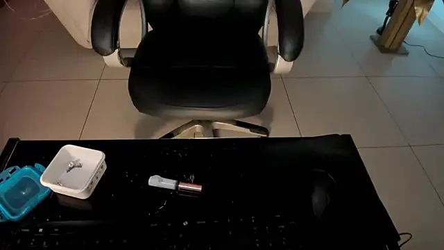 MorganHicks online show from March 20, 10:31 am