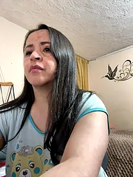 latinfemale online show from November 7, 1:27 am