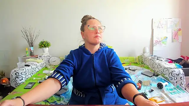 IamYourNarcotic online show from March 27, 1:00 pm