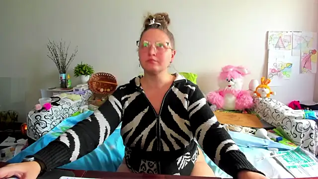 IamYourNarcotic online show from April 6, 1:56 pm