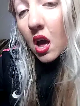 Snapshot of Mllesha74000 chatting on February 22, 4:30 pm Mllesha74000 online show from February 22, 4:30 pm