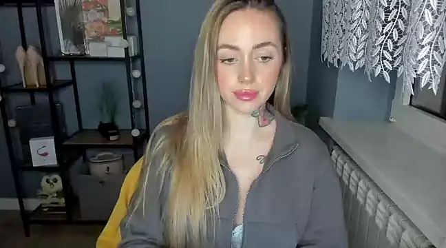 sexyCoralie online show from January 5, 6:02 pm