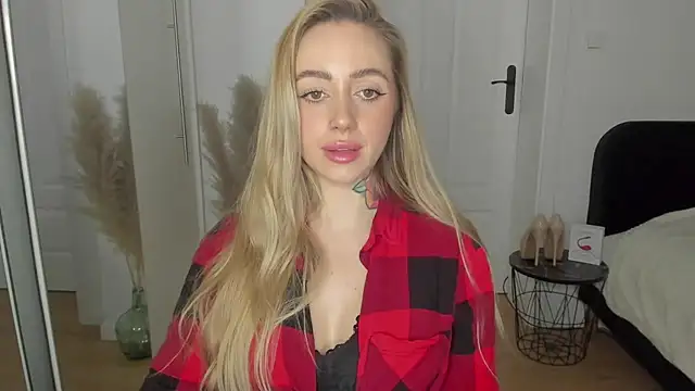 sexyCoralie online show from March 13, 8:54 pm