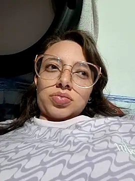 linda-schmidt online show from February 13, 3:46 am