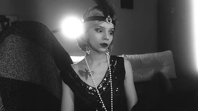 alyssa sweet online show from March 17, 5:23 am