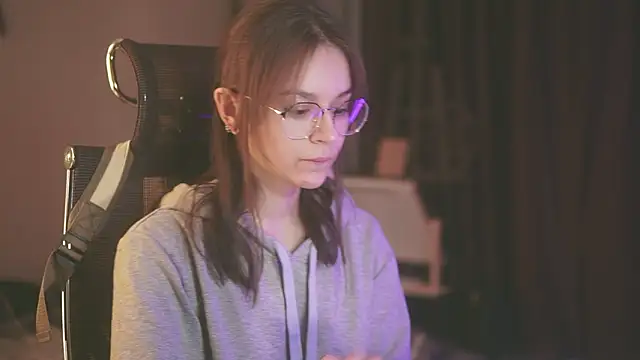 alyssa sweet online show from February 20, 6:26 am