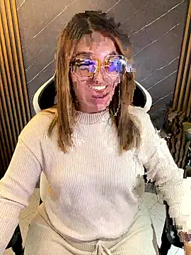 KellyBrooklyn  online show from January 7, 7:49 pm