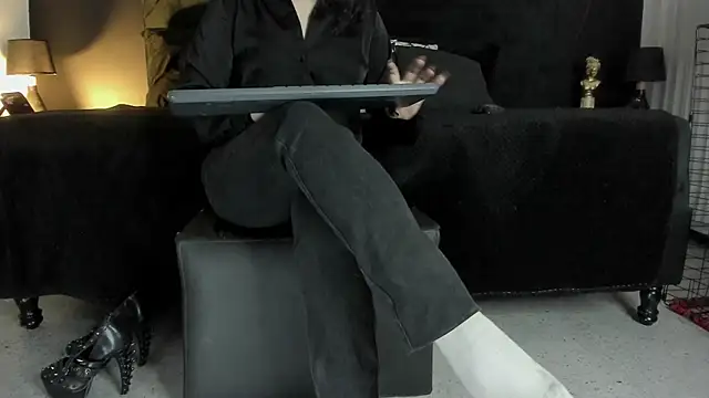 Snapshot of _Jade_16 chatting on January 17, 11:38 am Jade 16 online show from January 17, 11:38 am