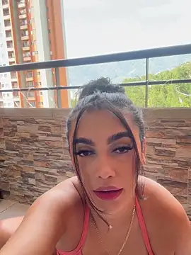 Snapshot of emma_andrew1 chatting on November 22, 4:06 pm emma andrew1 online show from November 22, 4:06 pm