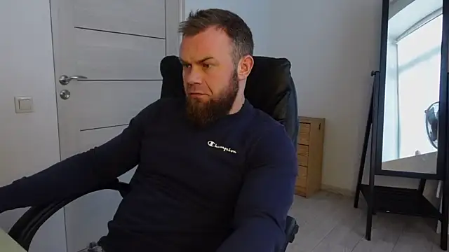 Snapshot of Tommy_Burnz chatting on March 15, 7:20 am Tommy Burnz online show from March 15, 7:20 am